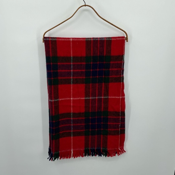 Wool Tartan Plaid Stadium Blanket Throw Fringe Red Green Blue White 34”x55” - Picture 3 of 6